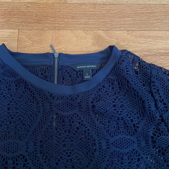 Banana Republic Navy Blue Top - Picture 3 of 6